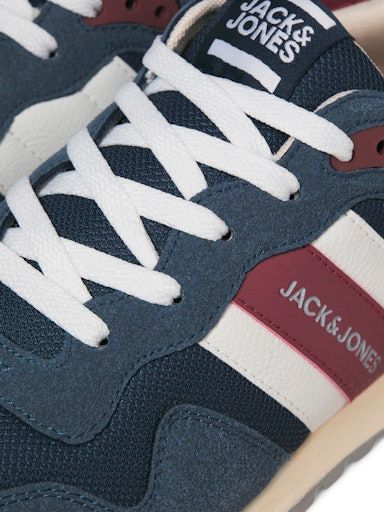 jackjones_springsummer_3301782_12169463_6__02.jpg